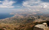Erice - Itálie - Sicílie - Erice_ výhled od hradu z výšky 750 m nad mořem