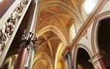 Erice - Itálie - Sicílie - Erice, katedrála, interiér přepracován 1853-65 v neogotickém slohu