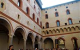 Milán - Itálie - Milán - Castello Sforzesco,  Cortile della Roccheta