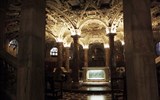 Duomo di Milano - Itálie - Milán - dóm, krypta, v ní 8boká kaple, návrh F.M.Richini, 1606, špičkové baroko, strop výjevy ze života Karla Boromejského tepané do stříbra