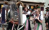 Slavnost a pohoda v NP Berchtesgaden a Orlí hnízdo 2022 - Německo - Berchtesgaden - letní slavnost, nesmí chybět muzika