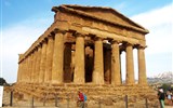 Agrigento - Itálie - Sicílie - Agrigento, chrám Concordia, neví se kterému bohu byl zasvěcen, uvnitř zachovaná cella (posvátná místnost)