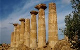 Agrigento - Itálie - Sicílie - Agrigento, chrám Herkula, na místě staršího chrámu chtonických bohů