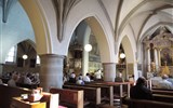 Gmunden - Rakousko - Gmunden - interiér kostela Zjevení Páně