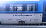 Adventní Graz vlakem a největší Vánoční trhy Štýrska 2022 - Rakousko - rychlovlaky Railjet vyrábí firma Siemens, max. rychlost 230 km/h, hmotnost jednotky 330 tun, u rakouských drah jich jezdí 60 kusů (foto J.Zedníček)