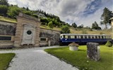 Semmering - dráha UNESCO, vlak Salamander, termály a čokoládový ráj 2023 - Rakousko - Semmeringbahn, 41,8 km, první vysokorská železnice světa (foto A.Frčková)