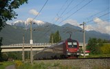 Tyrolsko mnoha nej vlakem a nostalgické vláčky, tramvaje a lanovky 2020 - Rakousko - Railjet na cestě do Imstu