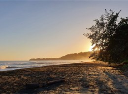 Kostarika - zdejší pláže mají kouzelnou atmosféru v každou denní dobu