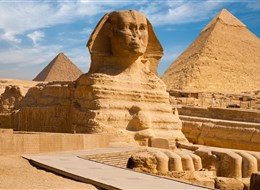 Egypt - sfinga a pyramidy s Gíze
