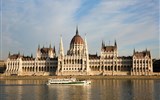 Bratislava, Budapešť, lázně a Velikonoce ve skanzenu Szentendre 2022 - Maďarsko - Budapešť - Parlament.jpg