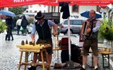 Kaprun - Rakousko - Kaprun - Sýrové slavnosti a jak v Rakousku byvá nesmí chybět místní kapely, tady pro harmoniku a zvonky
