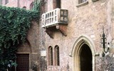 Benátky a okolí - Itálie - Benátsko - Verona, balkon tak dobře známý z Julie a Romea