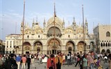 Benátky, ostrovy, slavnost gondol s koupáním 2023 - Itálie - Benátky - San Marco