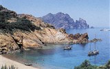 Sardinie a Korsika, perly uprostřed vln - Francie, Korsika, pláž