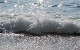 Zakynthos a Kefalonie, čarokrásné ostrovy v Iónském moři 2022 - Řecko - Lefkáda - vlny se tříští na plážích a čas tu posedává ve stínu
