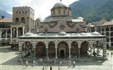 Bulharsko - Bulharsko - Rilský monastýr, památka UNESCO, založen ve 14.stol, přestavěn po velkém požáru v 19.stol.