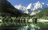 Slovinsko, jezerní ráj a Julské Alpy 2022 - Slovinsko - Julské Alpy - Bohyňské jezero časně zjara
