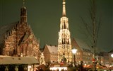 Advent ve středověkých městech Bavorska, zdobené kašny a Norimberk - Německo - Norimberk - Christkindlmarkt v čase adventu