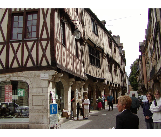 Burgundsko, Champagne, příroda, víno a katedrály 2023 - Francie, Burgundsko, Dijon