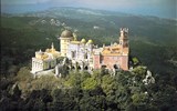 Portugalsko, velký okruh - Portugalsko - Sintra - Palcio National da Pena, postaven 1842-54 pro Ferdinanda II. německým architektem