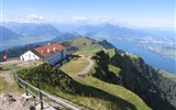 Švýcarsko - Švýcarsko - ozubnicová železnice z Vitznau na Rigi zdolá na 5 km převýšení 1115 metrů a nabídne nahoře skvělý výhled