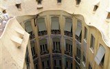 Katalánsko a Barcelona - komb. doprava - Španělsko, Barcelona, Casa Mila, vnitřní část