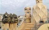 Barcelona, po stopách Gaudího 2023 - Španělsko, Barcelona, Casa Mila,  komíny