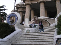 Španělsko, Barcelona, park Guell, schodiště