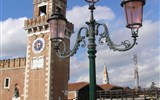 Benátky, ostrovy, slavnost gondol s koupáním 2023 - Itálie, Benátky, Arsenál va středověku největší výrobna zbraní v Evropě