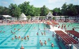 Vánoce v termálech Harkány 2024 - Maďarsko, Harkány, lázně - venkovní bazén, celkový pohled