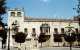 Svatojakubská cesta - Španělsko - Svatojakubská cesta - Burgos, jeden z jeho nádherných paláců