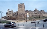 Svatojakubská cesta do Santiaga de Compostela 2023 - Španělsko, Svatojakubská cesta, Ponferrada, hrad templářů