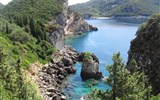 Řecko a ostrovy - Řecko, Korfu, skalnaté pobřeží