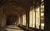 Portugalsko, země mořeplavců, vína a památek 2021 - Portugalsko - Lisabon - klášter sv.Jeronýma, křížová chodba v manuelské stylu pozdní gotiky