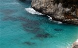 Sardinie, rajský ostrov nurágů v tyrkysovém moři, hotel letecky 2020 - Itálie - Sardinie - bílé pláže v okolí Cala Luna