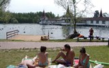 Hévíz - Maďarsko - termální lázně Hévíz - v létě je teplota vody 35-36°C, v zimě neklesne ani v největších mrazech pod 26°C