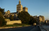 Sopky, kaňony Francie a Millau, nejvyšší most světa - Francie, Provence, Avignon, papežský palác