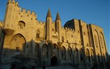 Sopky, kaňony Francie a Millau, nejvyšší most světa - Francie, Provence, Avignon - papežský palác